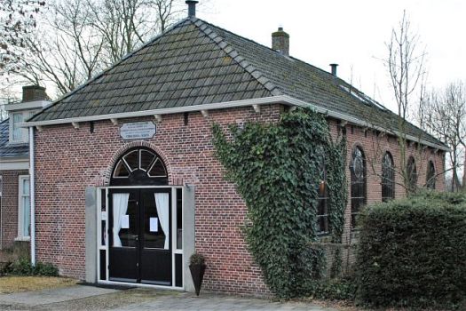 Van 1 kerk naar 3 en terug naar 1