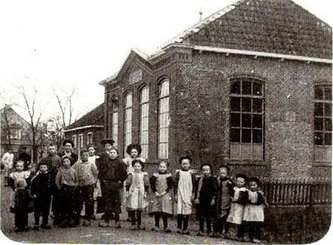 Tweede schoolgebouw van Folsgare